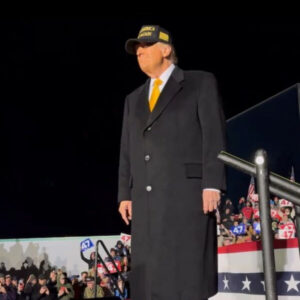 BLACK AND GOLD MAGA HOT HAT