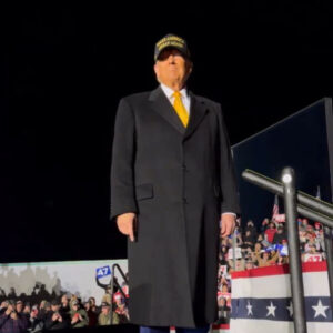 BLACK AND GOLD MAGA HOT HAT