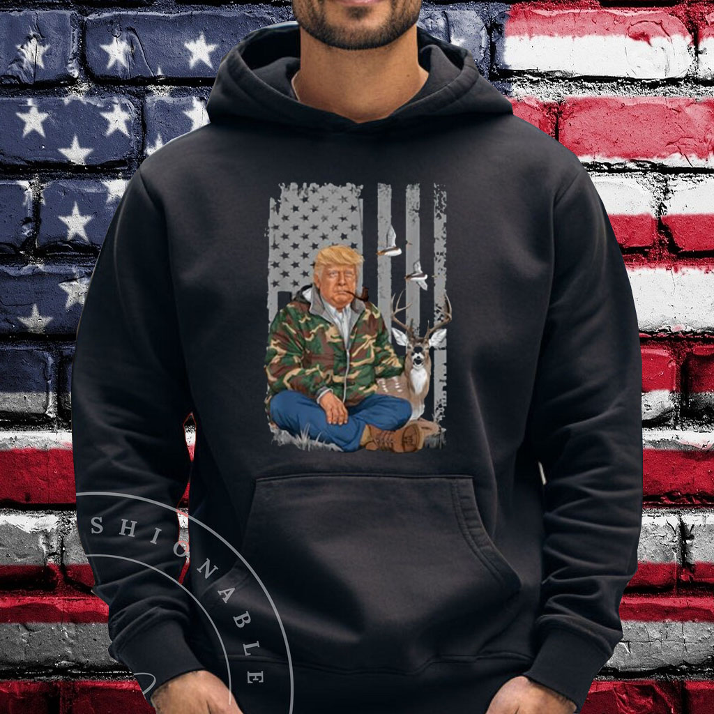 Camo Duck Hunting Trump Camouflage USA Flag Deer T-Shirt