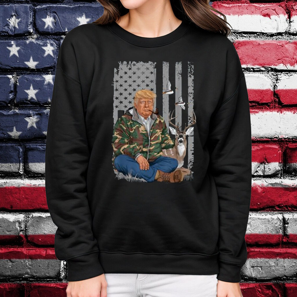 Camo Duck Hunting Trump Camouflage USA Flag Deer T-Shirt