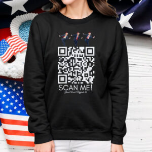 QR Scan Me President QR Trump Dancing Hat Christmas T-Shirt